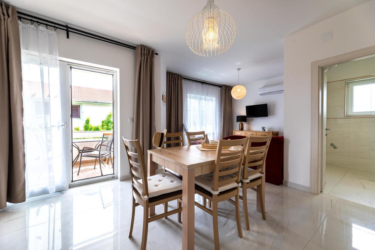 Maja And Sanja Apartamento Baška